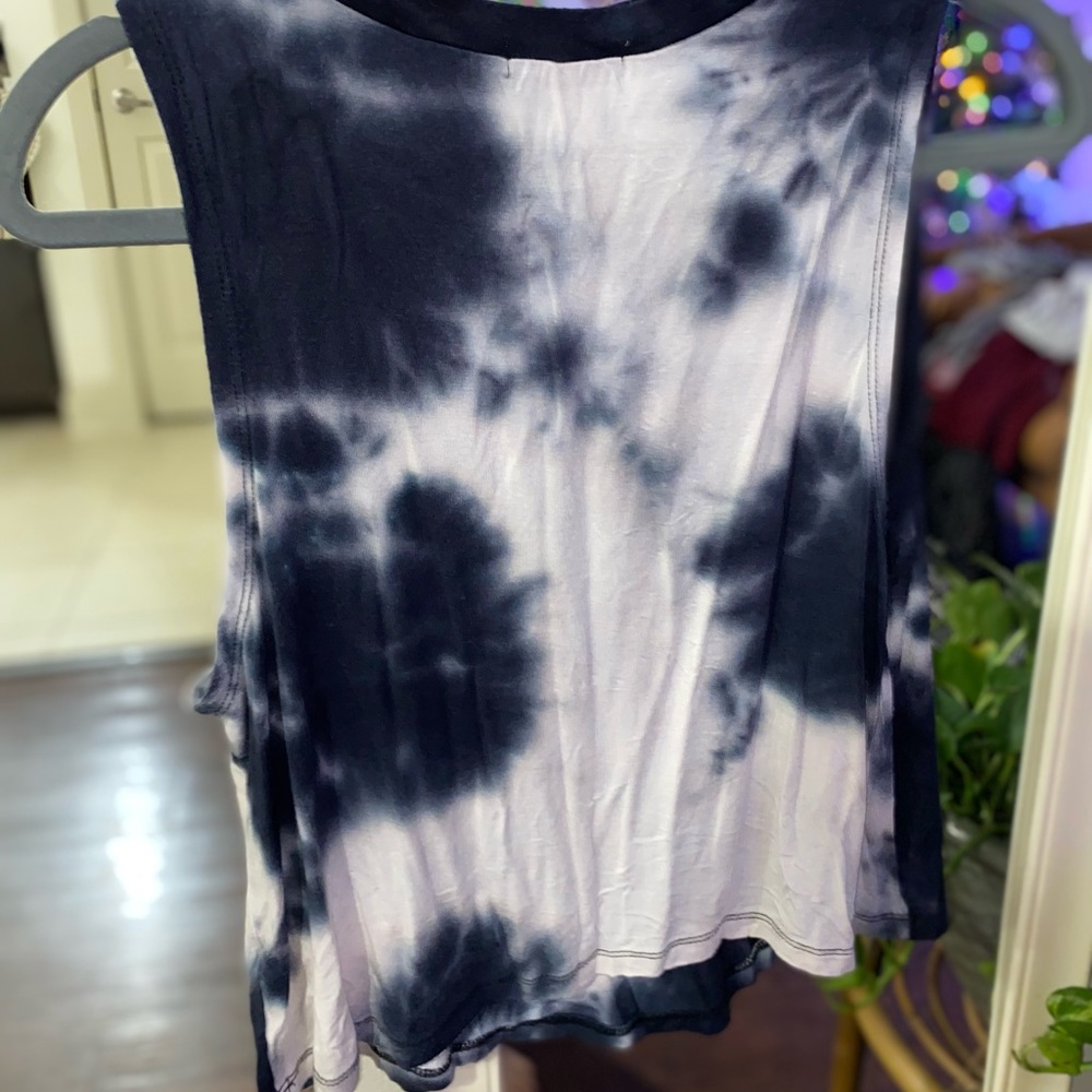 The dye tank top